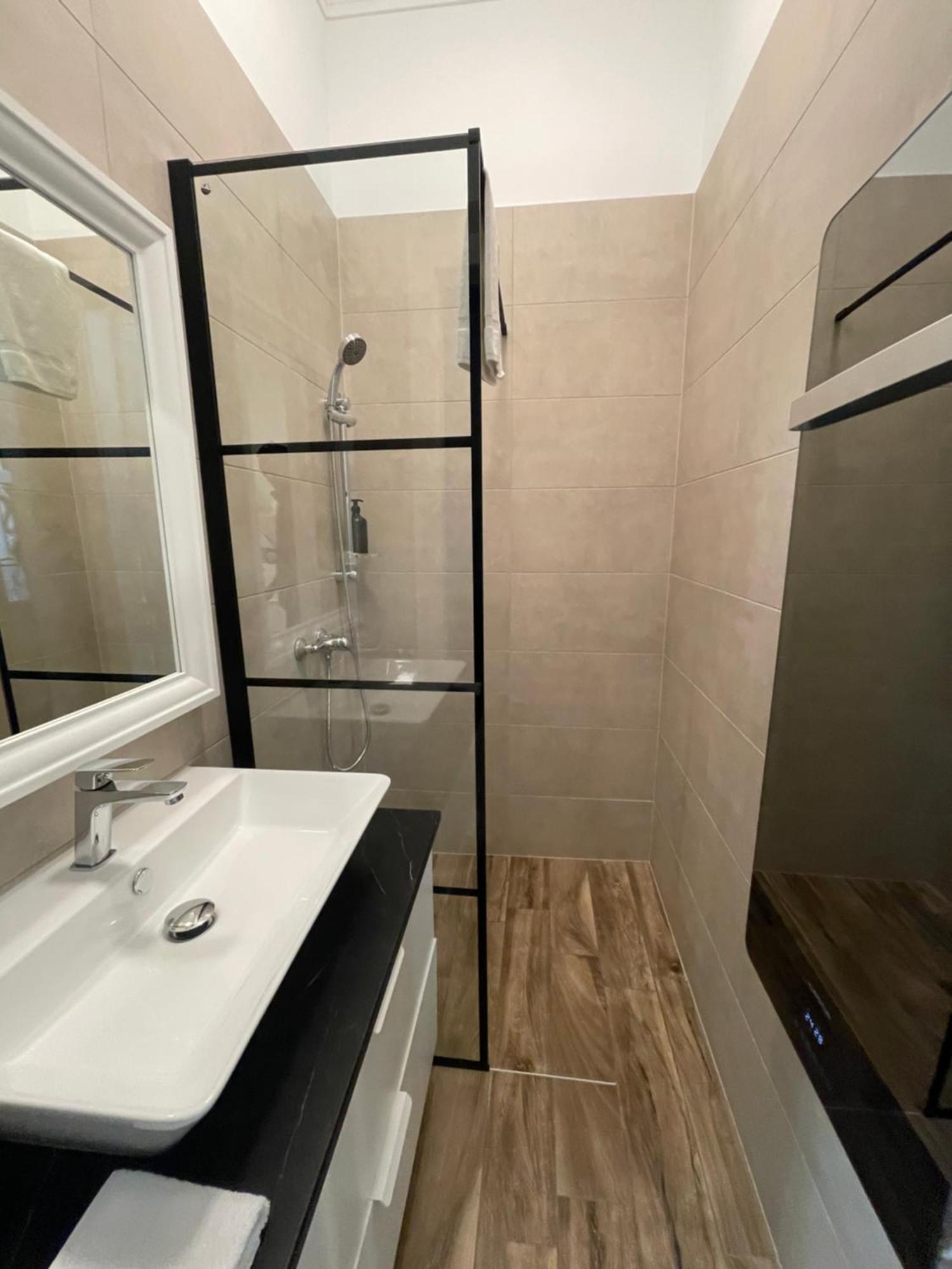 Sophie 1 Apartment Budapest Bagian luar foto